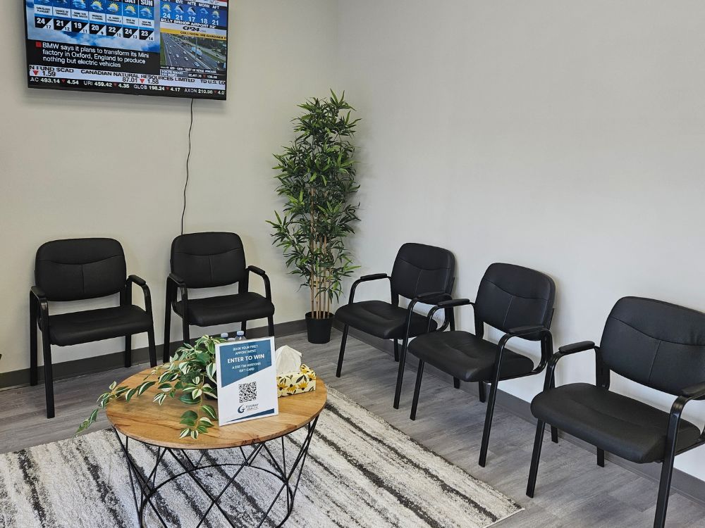 Runway-health-physiotherapy-chiropractor-newmarket-markham-waiting-room